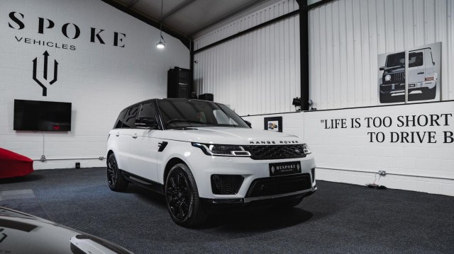 LAND ROVER