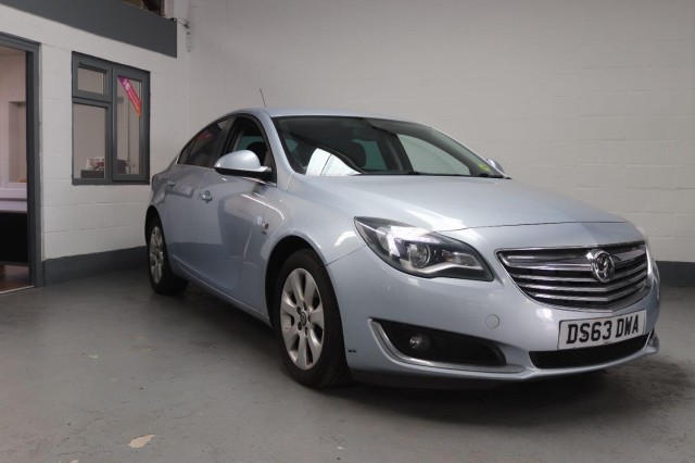VAUXHALL INSIGNIA