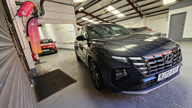 HYUNDAI