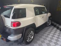 TOYOTA FJ CRUISER