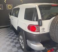 TOYOTA FJ CRUISER