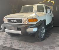 TOYOTA FJ CRUISER