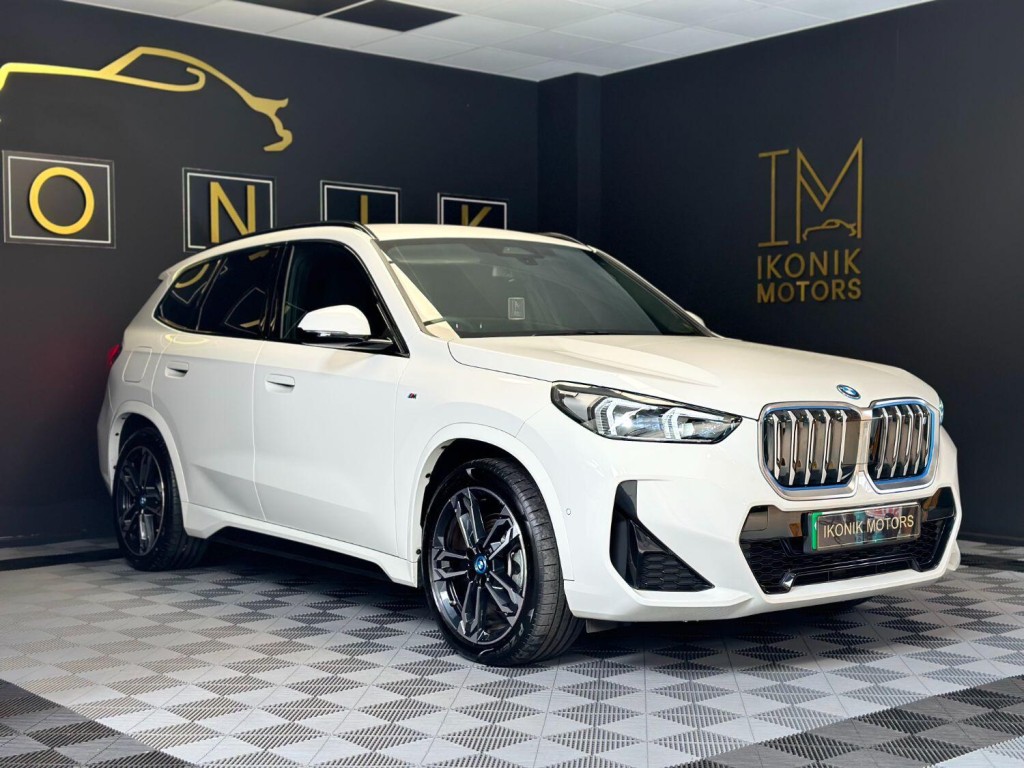 BMW IX1