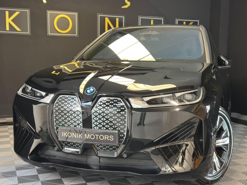 BMW IX