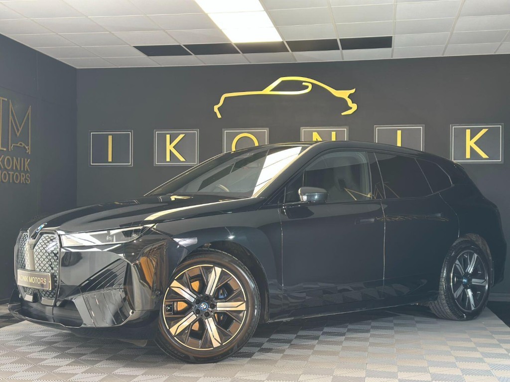 BMW IX