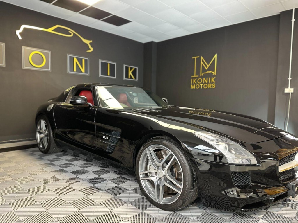 MERCEDES-BENZ SLS
