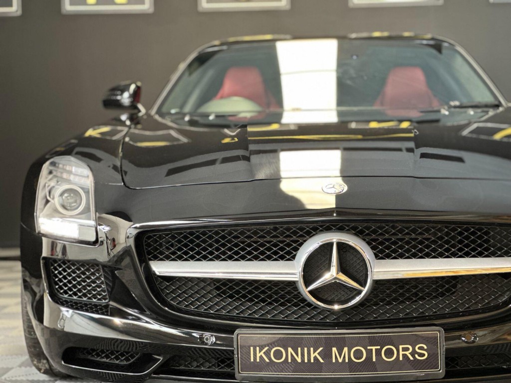 MERCEDES-BENZ SLS