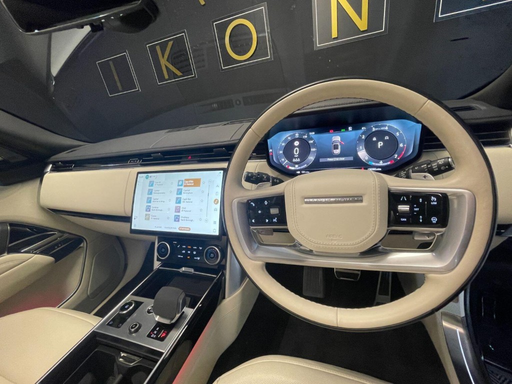 LAND ROVER RANGE ROVER