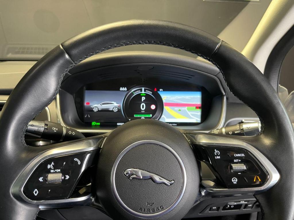 JAGUAR I-Pace