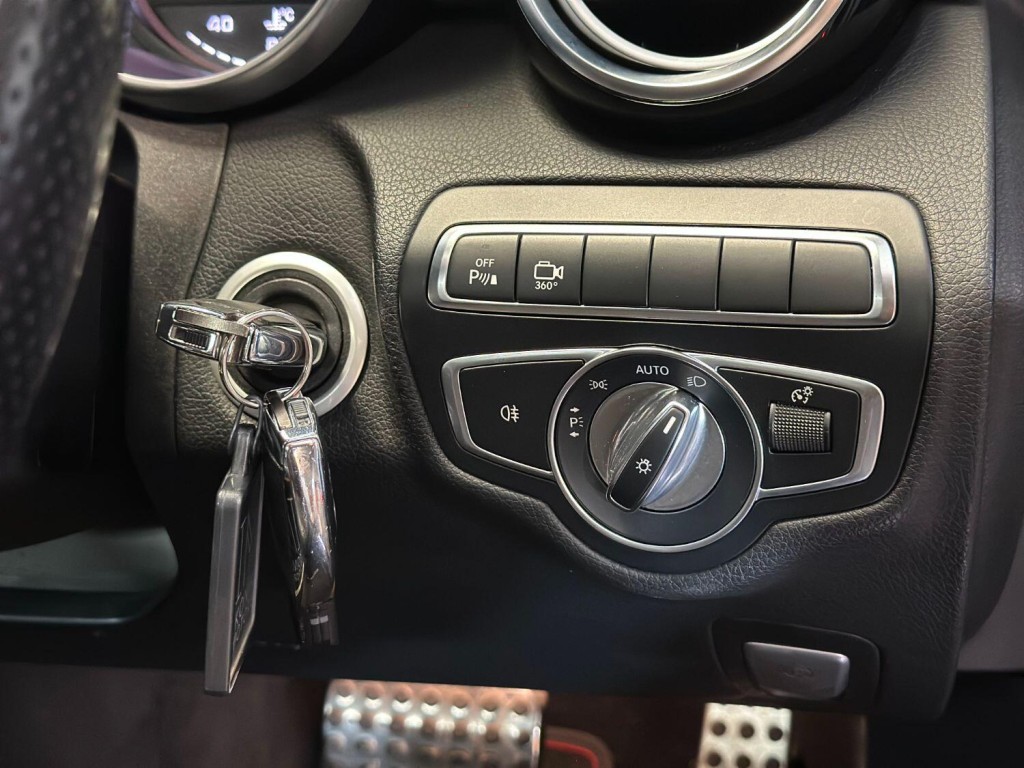 MERCEDES-BENZ C CLASS