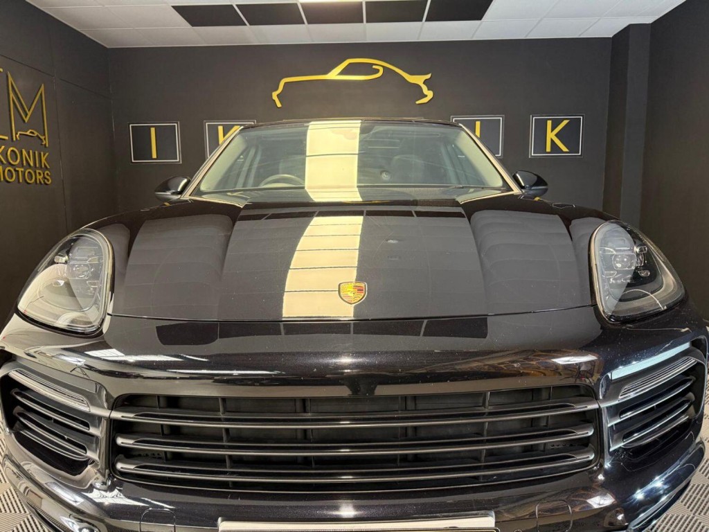 PORSCHE CAYENNE
