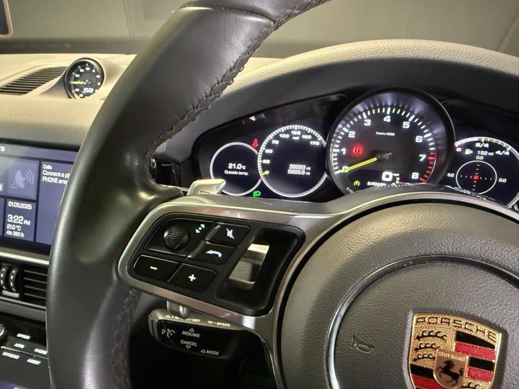 PORSCHE CAYENNE