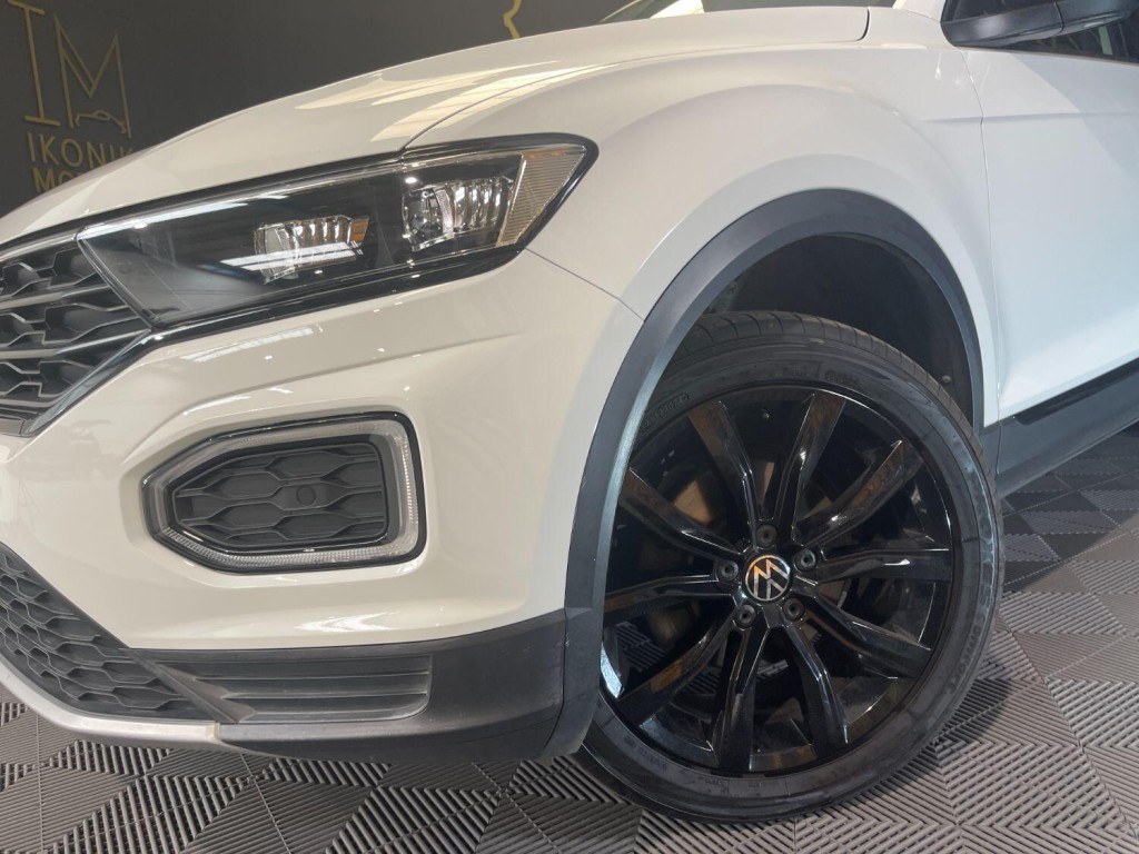 VOLKSWAGEN T-ROC