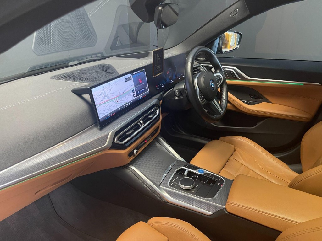 BMW I4