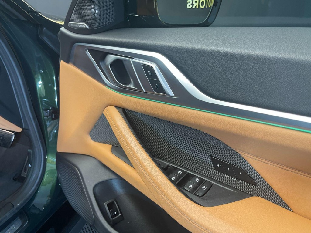 BMW I4