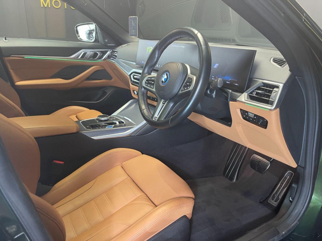BMW I4