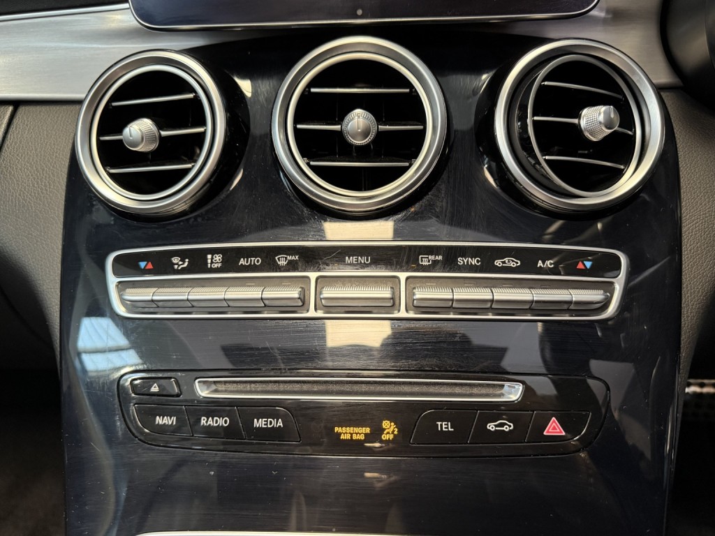 MERCEDES-BENZ C CLASS