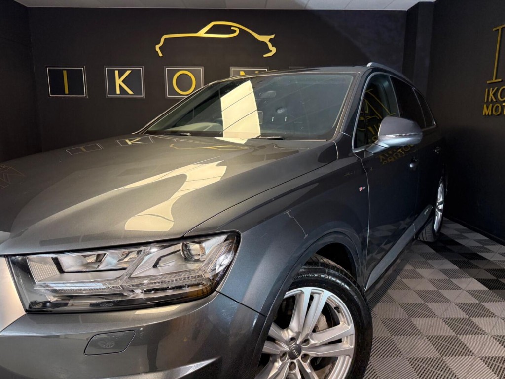 AUDI Q7