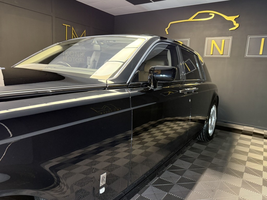 ROLLS-ROYCE PHANTOM