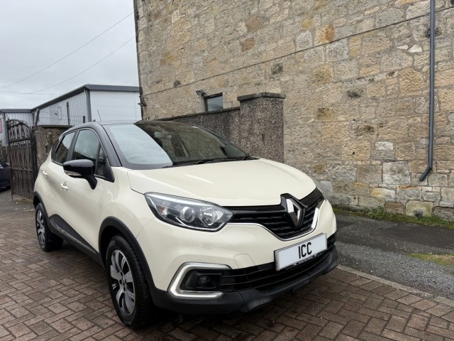 RENAULT CAPTUR