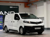 TOYOTA PROACE