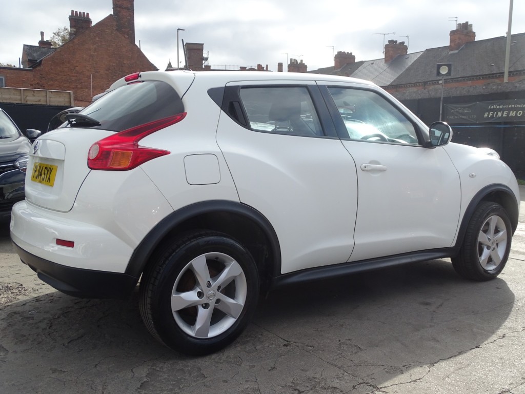 NISSAN JUKE