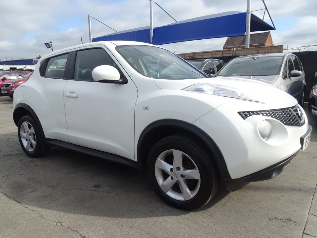 NISSAN JUKE