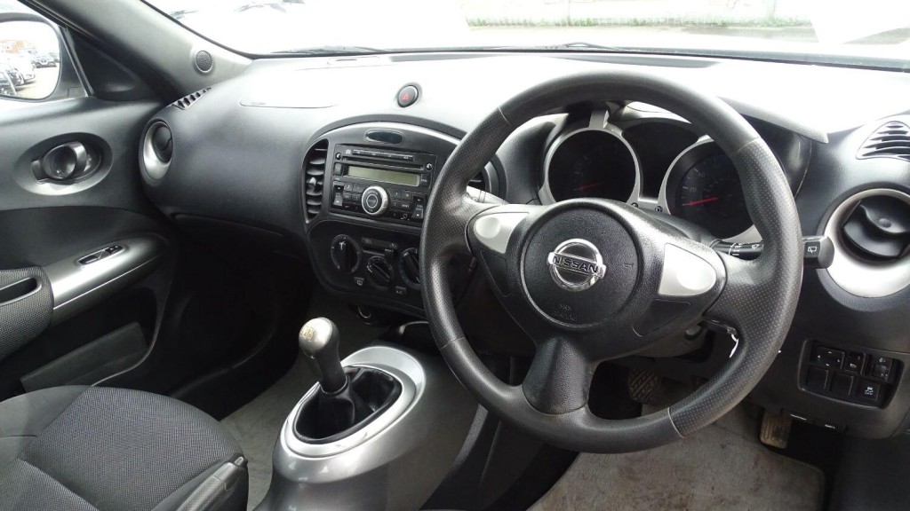 NISSAN JUKE