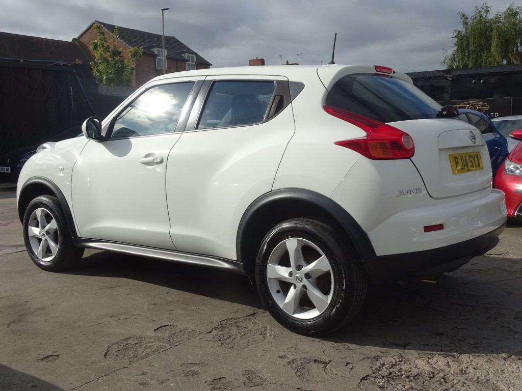 NISSAN JUKE