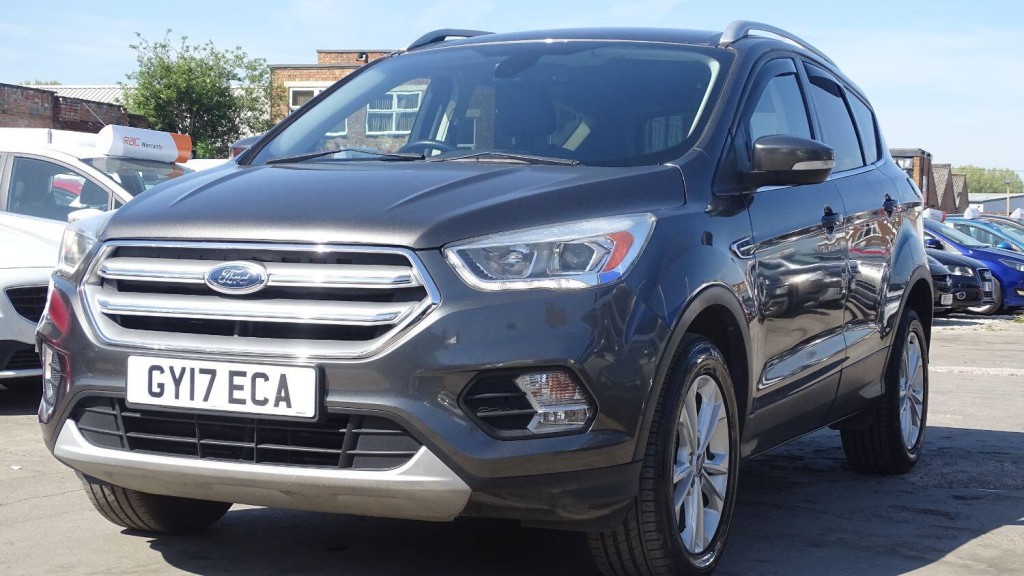 FORD KUGA