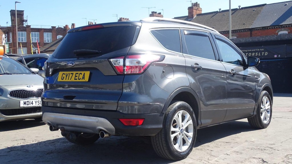 FORD KUGA