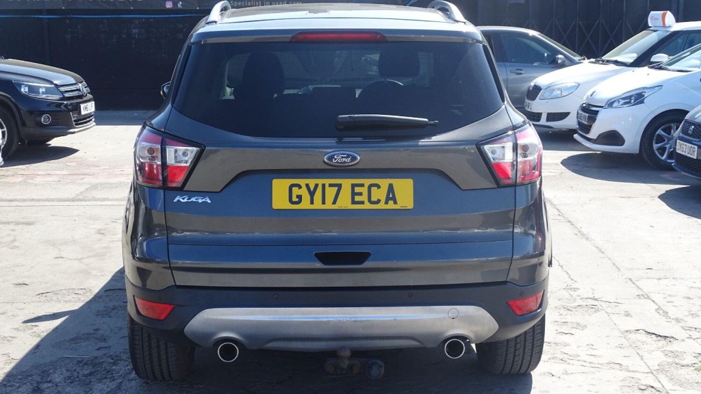 FORD KUGA