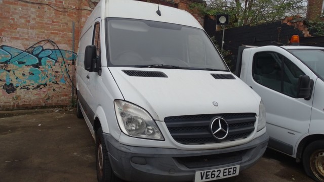 MERCEDES-BENZ SPRINTER