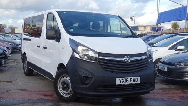 VAUXHALL VIVARO