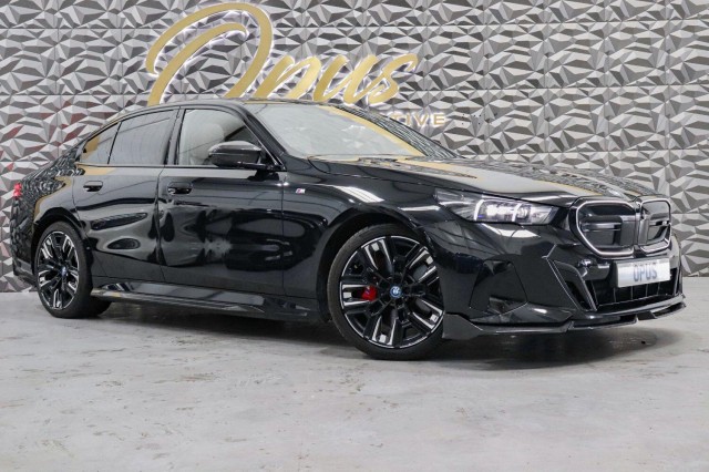 BMW 5 SERIES