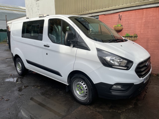 FORD TRANSIT 2.0 320 EcoBlue crewcab 