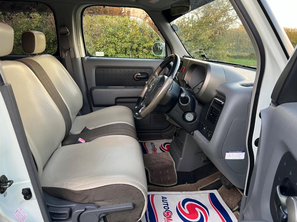 NISSAN CUBE