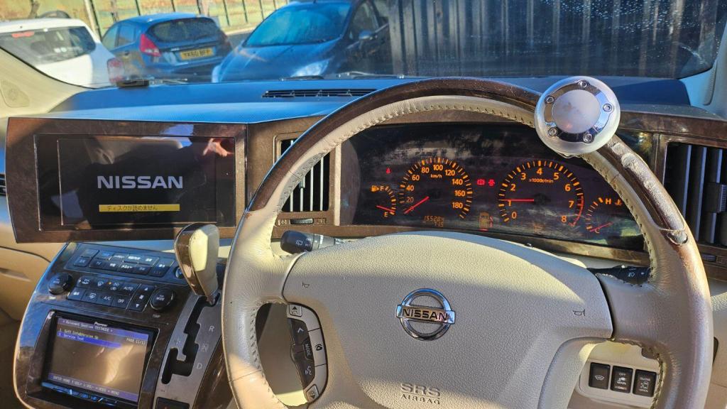 NISSAN ELGRAND
