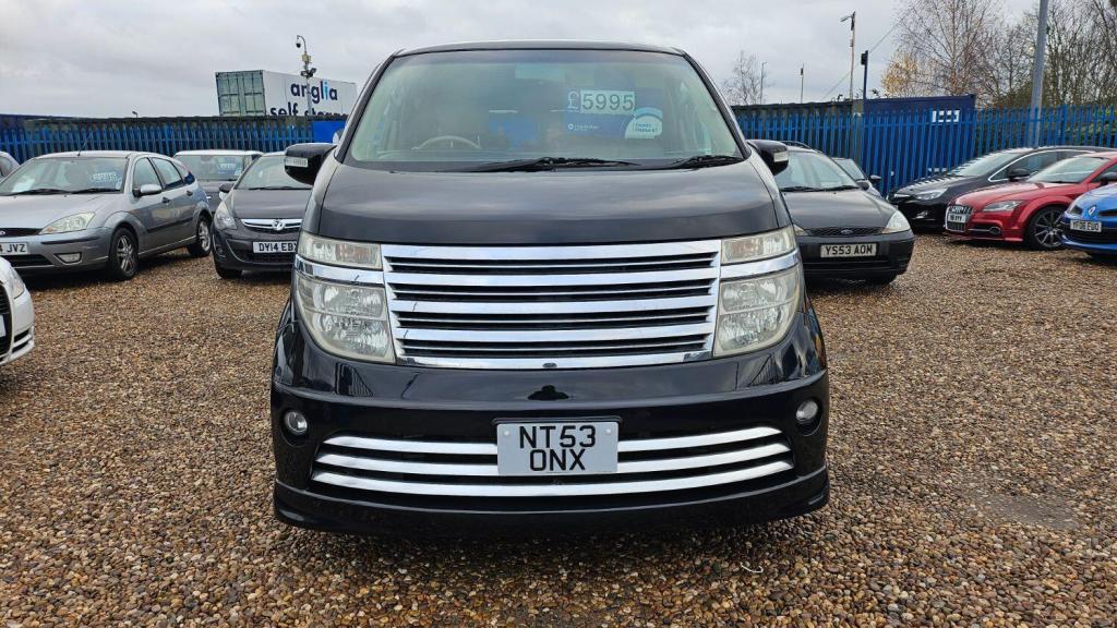 NISSAN ELGRAND