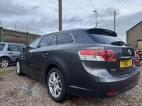 TOYOTA AVENSIS