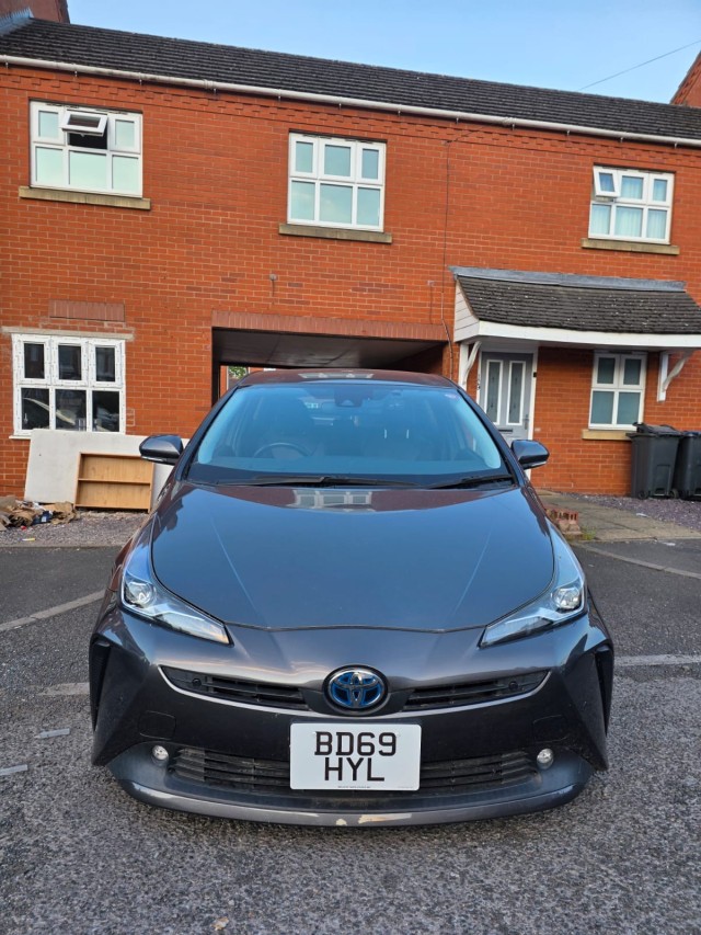 TOYOTA PRIUS 1.5