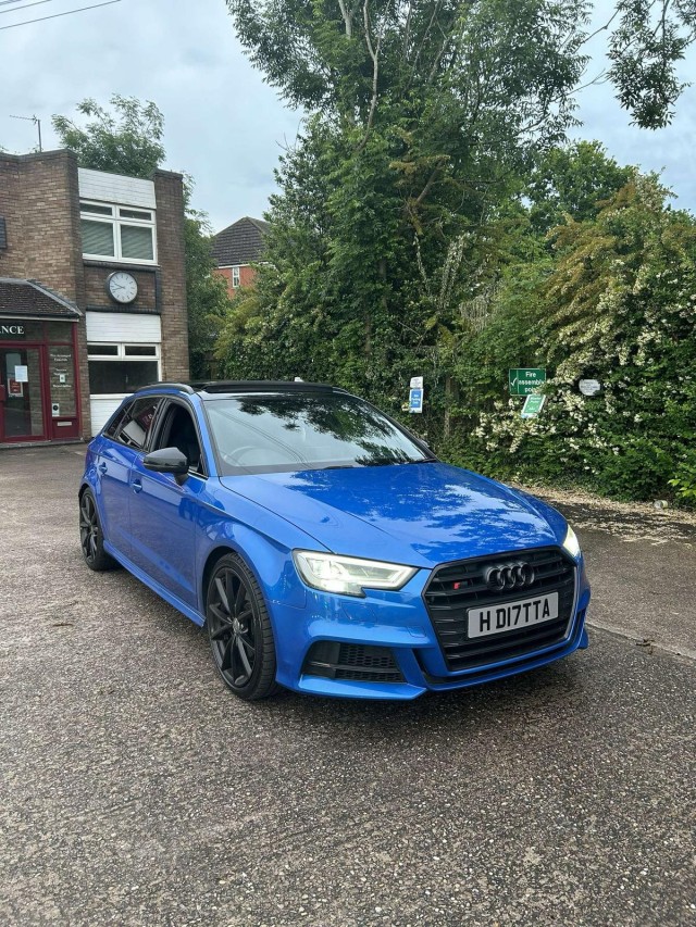 AUDI S3 2.0 TFSI Black Edition