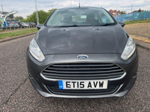 FORD FIESTA 1.0 T EcoBoost Zetec