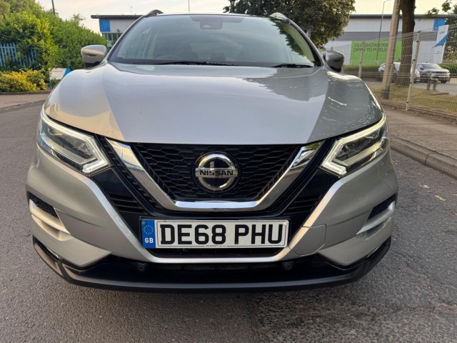 NISSAN QASHQAI 1.2 DIG-T Tekna