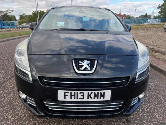 PEUGEOT 5008 1.6 HDi Allure