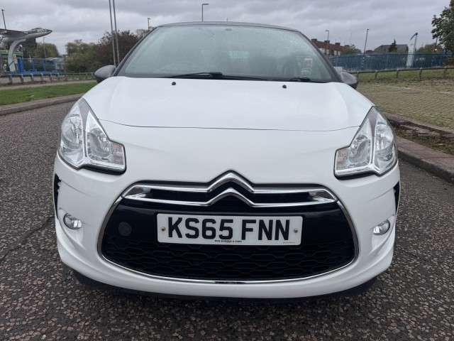 DS AUTOMOBILES DS 3 1.2 PureTech DStyle Nav