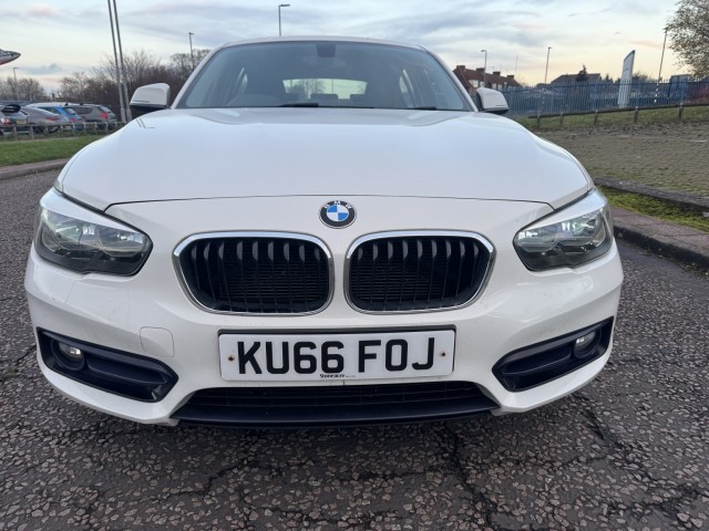 BMW 1 SERIES 1.5 118i Sport 5-Door