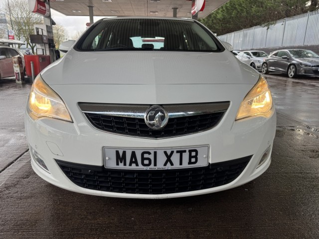 VAUXHALL ASTRA 2.0 CDTi ecoFLEX Elite
