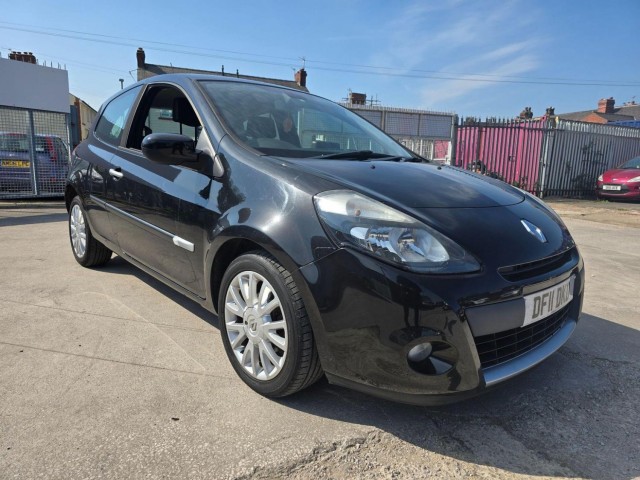 RENAULT CLIO 1.2 Dynamique TomTom Euro 5 3dr