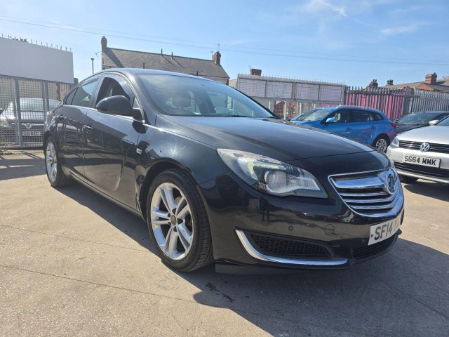 VAUXHALL INSIGNIA 2.0 CDTi ecoFLEX Design Euro 5 (s/s) 5dr